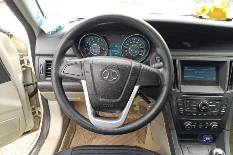 Used BAIC Senova D50 2014 1.5L manual standard version Steering Wheel