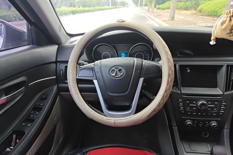 Used BAIC Senova D50 2014 1.5L manual standard version Steering Wheel