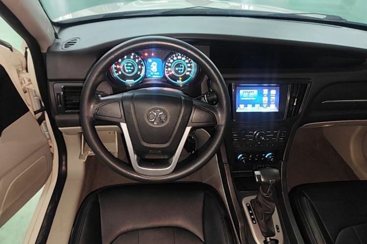 Used BAIC Senova D50 2014 1.5L CVT Standard Edition Steering Wheel