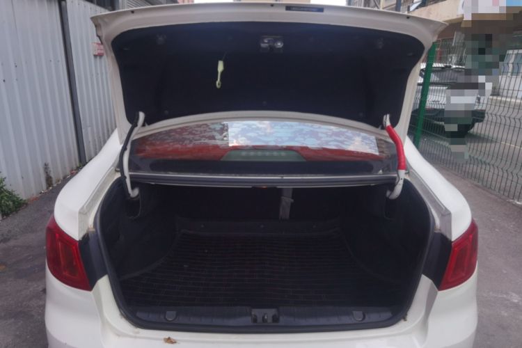 Used BAIC Senova D50 2014 1.5L manual comfort version Trunk