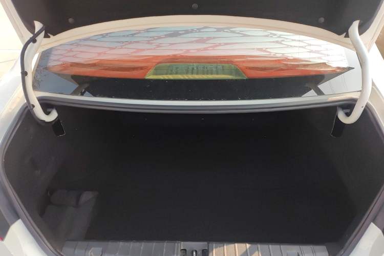 Used BAIC Senova D50 2014 1.5L CVT Standard Edition Trunk