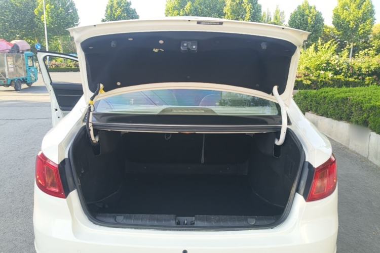 Used BAIC Senova D50 2014 1.5L manual comfort version Trunk
