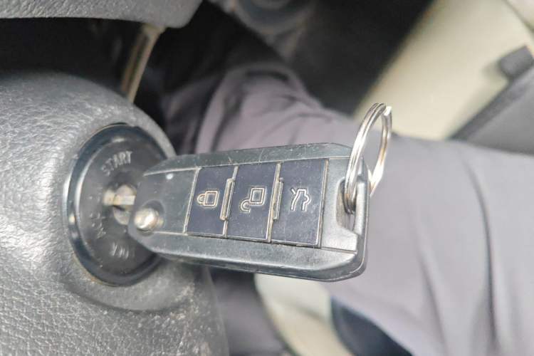Used BAIC Senova D50 2014 1.5L manual comfort version Vehicle Key