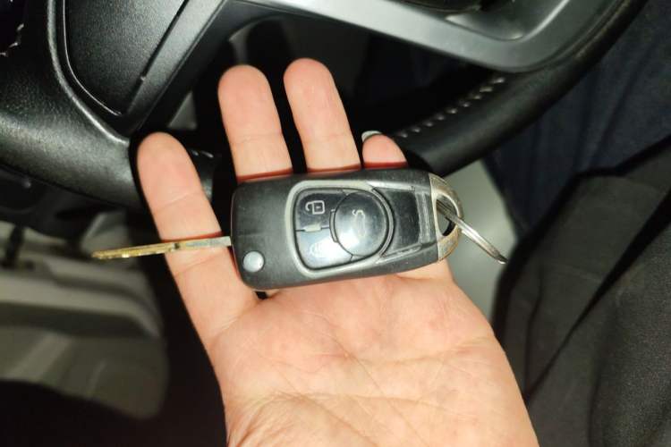 Used BAIC Senova D50 2014 1.5L manual comfort version Vehicle Key