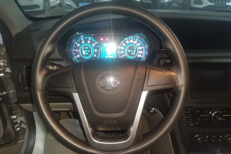 Used BAIC Senova D50 2014 1.5L CVT Standard Edition Steering Wheel