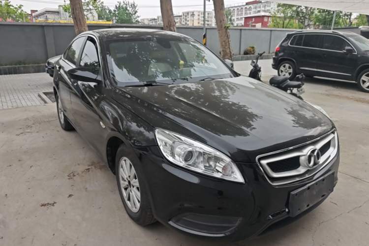 Used BAIC Senova D50 2015 1.5L CVT Standard Value Navigation Edition Front Right 45 Deg