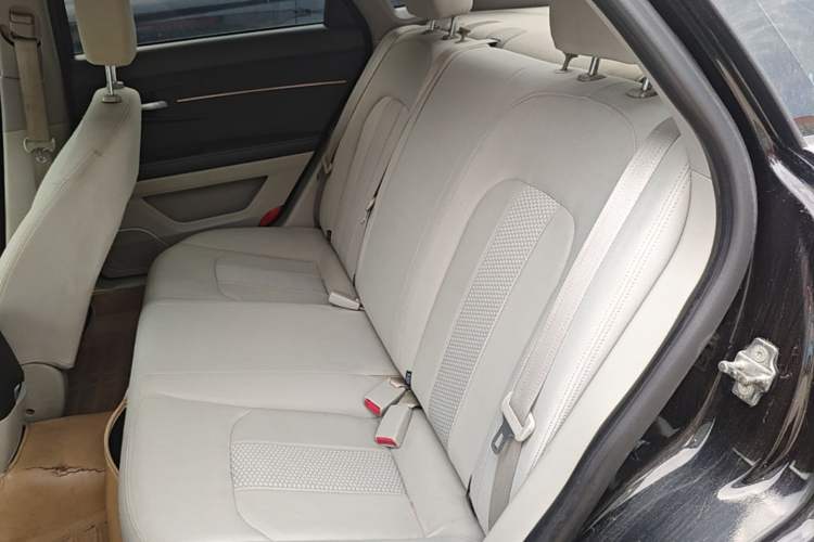 Used BAIC Senova D50 2015 1.5L CVT Standard Value Navigation Edition Left Rear Seat