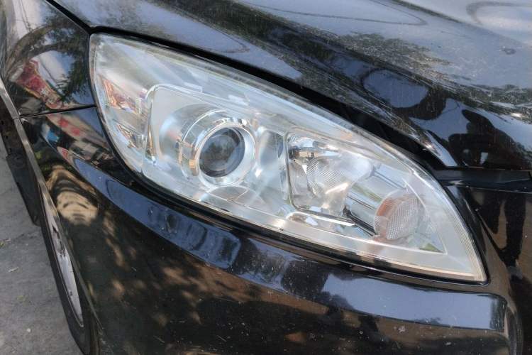 Used BAIC Senova D50 2015 1.5L CVT Standard Value Navigation Edition Right Front Headlight