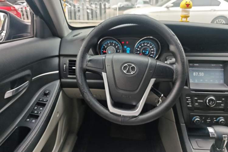 Used BAIC Senova D50 2015 1.5L CVT Standard Value Navigation Edition Steering Wheel