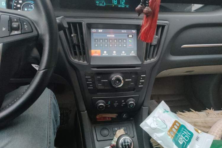 Used BAIC Senova D50 2015 1.5L Manual Comfort Value Navigation Edition Audio And AC Panel