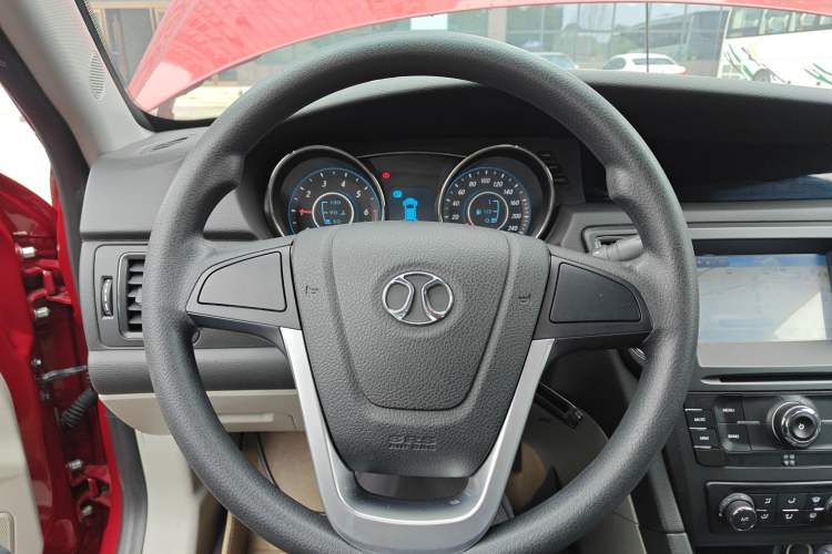 Used BAIC Senova D50 2015 1.5L CVT Standard Value Navigation Edition Steering Wheel
