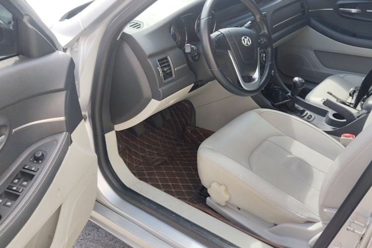 Used BAIC Senova D50 2015 1.5L Manual Comfort Value Navigation Edition Driver Seat