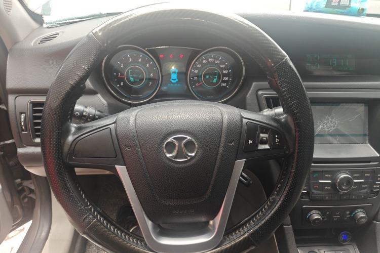 Used BAIC Senova D50 2015 1.5L Manual Comfort Value Navigation Edition Steering Wheel