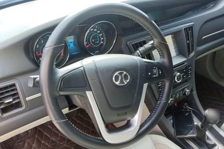 Used BAIC Senova D50 2015 1.5L Manual Comfort Value Navigation Edition Steering Wheel