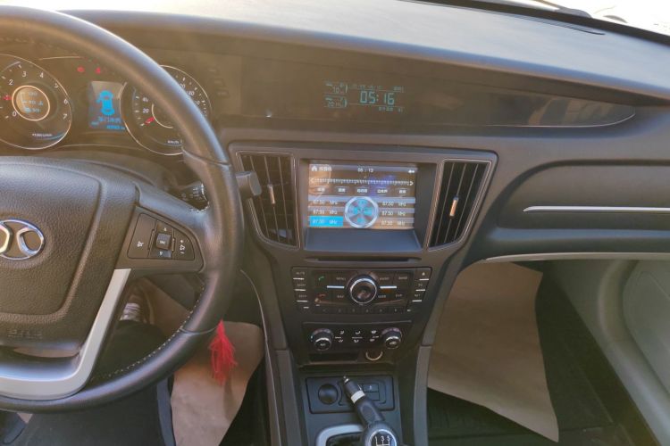 Used BAIC Senova D50 2015 1.5L Manual Comfort Value Navigation Edition Audio And AC Panel