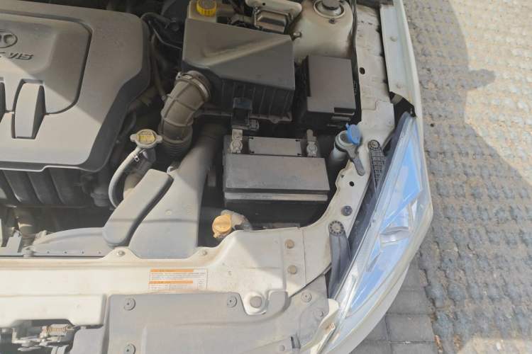 Used BAIC Senova D50 2015 1.5L Manual Comfort Value Navigation Edition Engine Bay Left