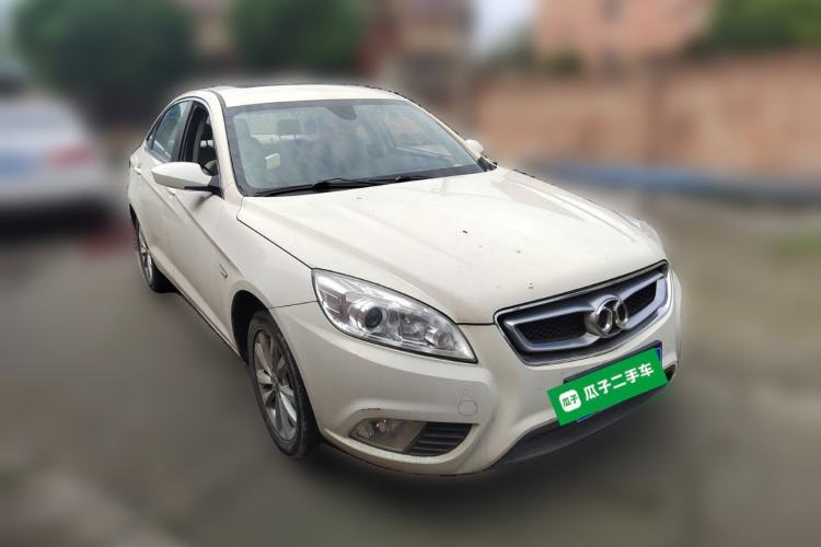 Used BAIC Senova D50 2015 1.5L Manual Comfort Value Navigation Edition Front Right 45 Deg