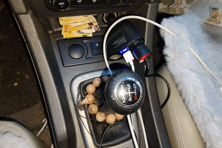 Used BAIC Senova D50 2015 1.5L Manual Comfort Value Navigation Edition Gear Lever