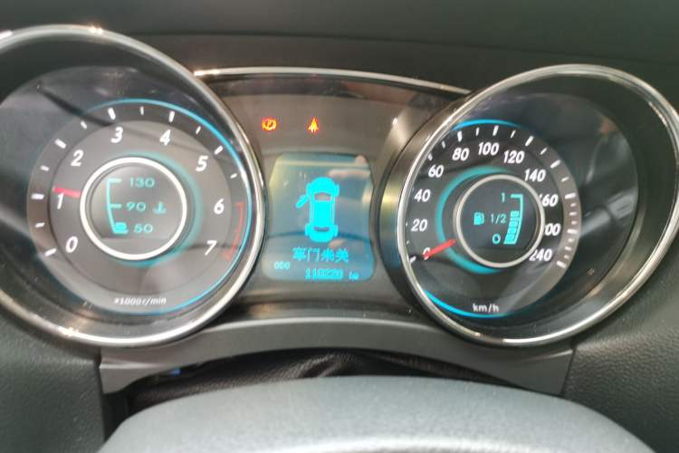 Used BAIC Senova D50 2015 1.5L Manual Comfort Value Navigation Edition Instrument Cluster