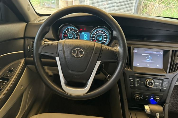 Used BAIC Senova D50 2015 1.5L CVT Standard Value Navigation Edition Interior 2
