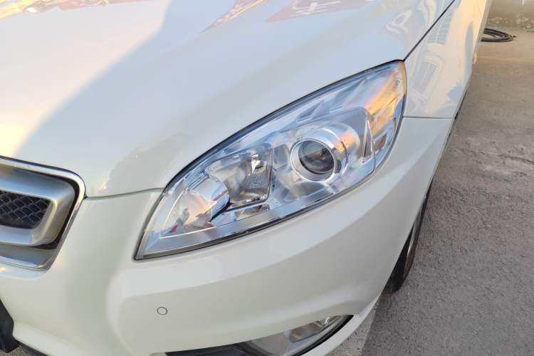 Used BAIC Senova D50 2015 1.5L Manual Comfort Value Navigation Edition Left Front Headlight
