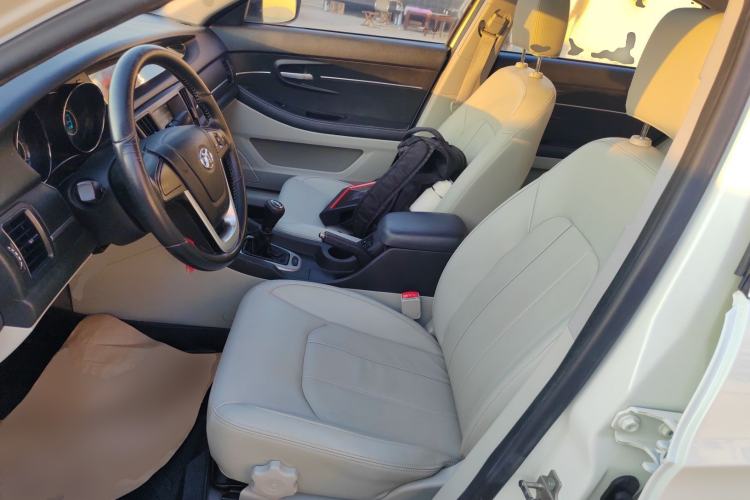Used BAIC Senova D50 2015 1.5L Manual Comfort Value Navigation Edition Left Front Seat