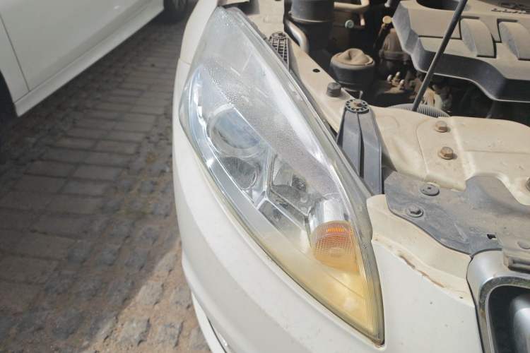 Used BAIC Senova D50 2015 1.5L Manual Comfort Value Navigation Edition Right Front Headlight