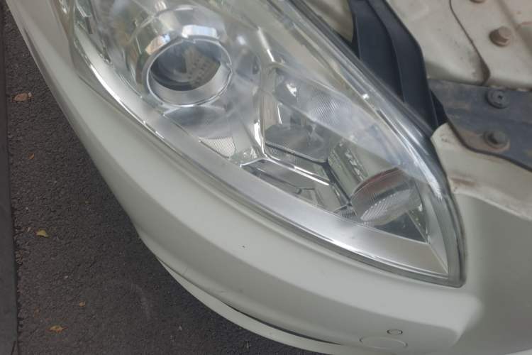 Used BAIC Senova D50 2015 1.5L Manual Comfort Value Navigation Edition Right Front Headlight