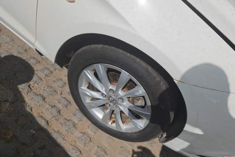 Used BAIC Senova D50 2015 1.5L Manual Comfort Value Navigation Edition Right Front Wheel Hub