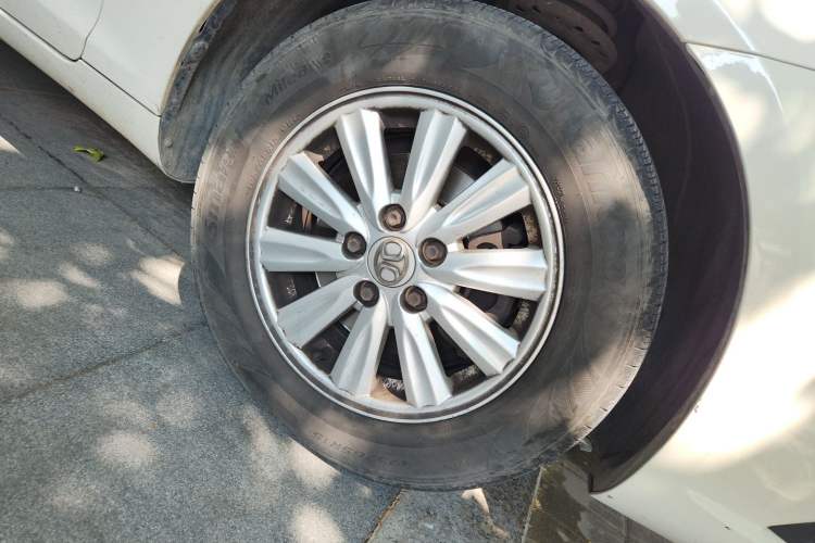 Used BAIC Senova D50 2015 1.5L CVT Standard Value Navigation Edition Right Front Wheel Hub