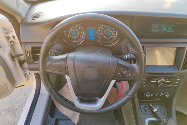 Used BAIC Senova D50 2015 1.5L Manual Comfort Value Navigation Edition Steering Wheel