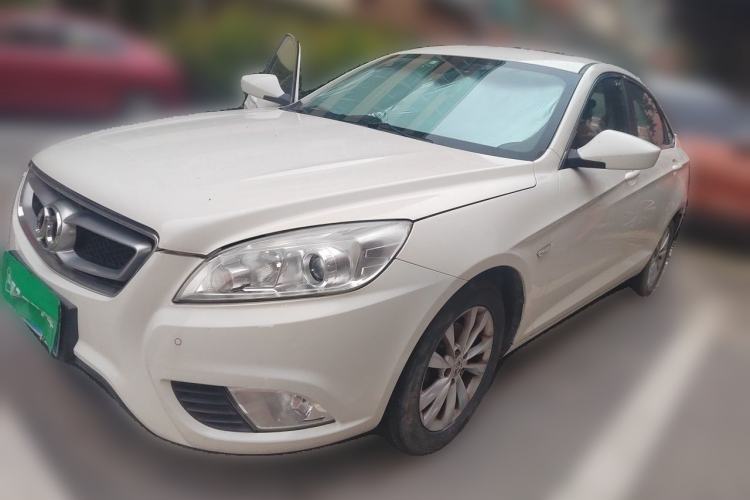 BAIC Senova D50 2015 1.5L Manual Comfort Value Navigation Edition d’occasion Guazi used car, China used car export, Used car for sale, Used  cars, Cheapest cars for sale