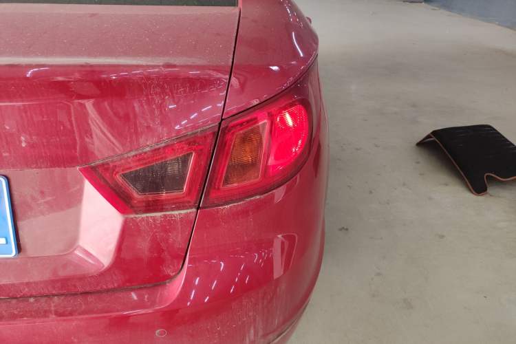 Used BAIC Senova D50 2016 1.5L Manual Elite Edition Exterior 3