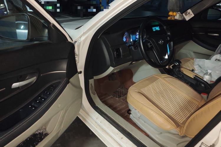 Used BAIC Senova D50 2016 1.5L CVT Elite Edition Driver Seat