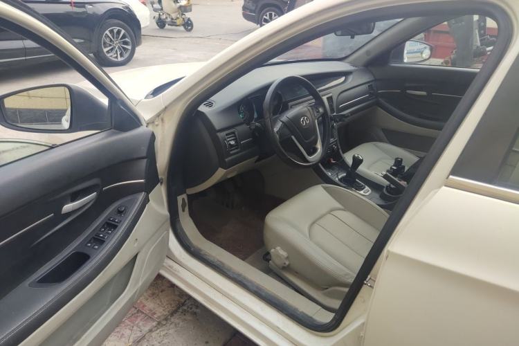Used BAIC Senova D50 2016 1.5L Manual Elite Edition Driver Seat