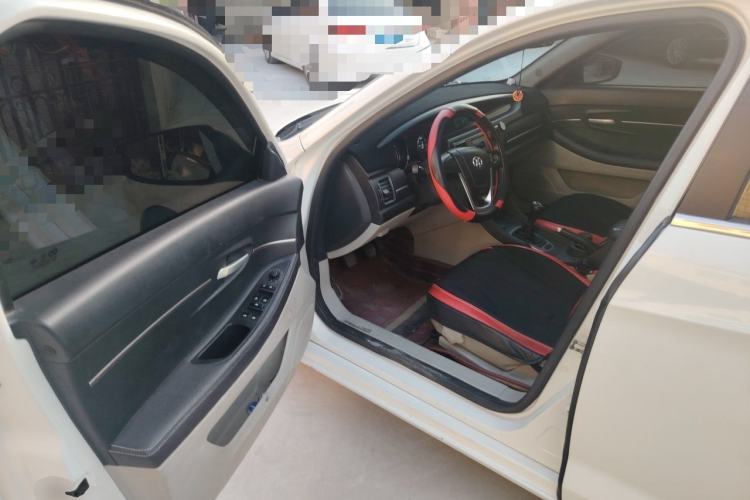 Used BAIC Senova D50 2016 1.5L Manual Elite Edition Driver Seat