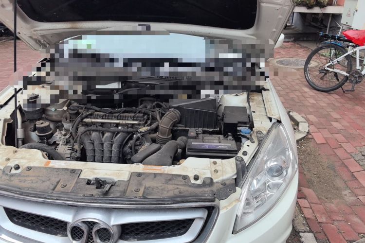 Used BAIC Senova D50 2016 1.5L CVT Elite Edition Engine Bay Left