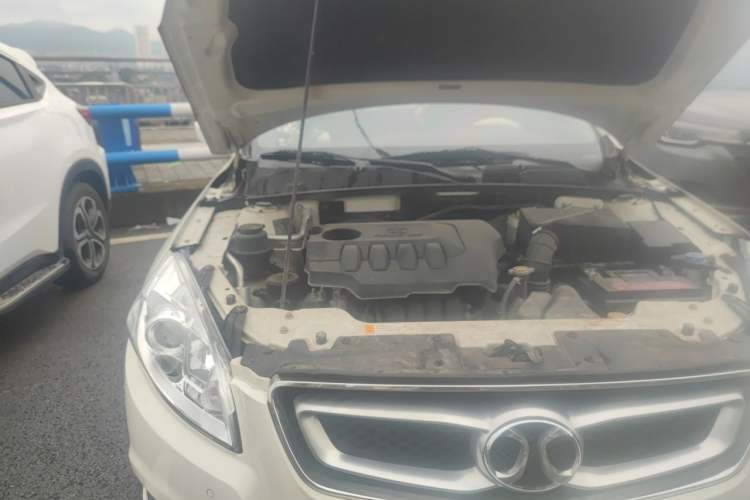 Used BAIC Senova D50 2016 1.5L Manual Elite Edition Engine Bay Right