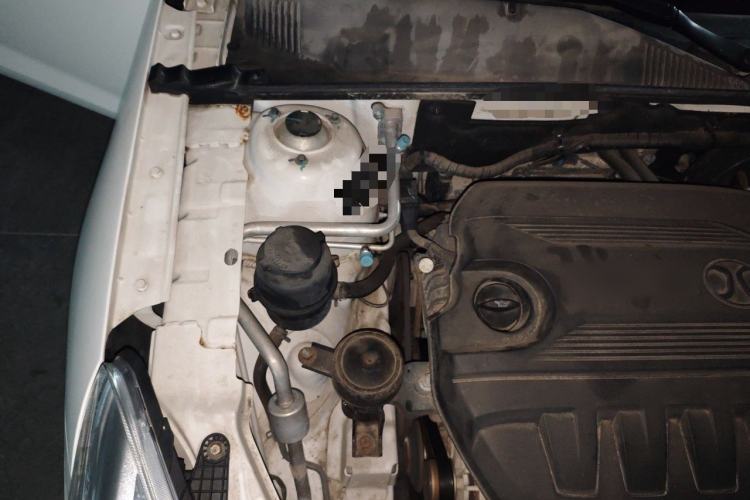 Used BAIC Senova D50 2016 1.5L CVT Elite Edition Engine Bay Right