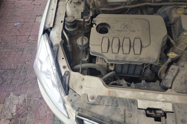 Used BAIC Senova D50 2016 1.5L Manual Elite Edition Engine Bay Right