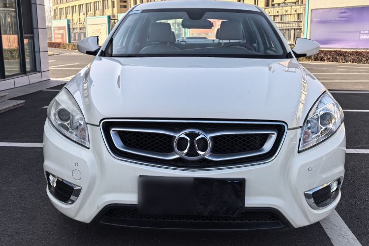 Used BAIC Senova D50 2016 1.5L Manual Elite Edition Exterior 1