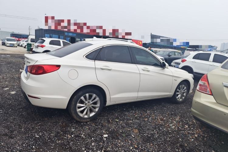 Used BAIC Senova D50 2016 1.5L Manual Elite Edition Exterior 2