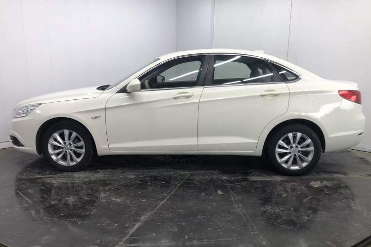 Used BAIC Senova D50 2016 1.5L Manual Elite Edition Exterior 4