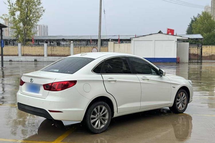 Used BAIC Senova D50 2016 1.5L CVT Elite Edition Exterior 5