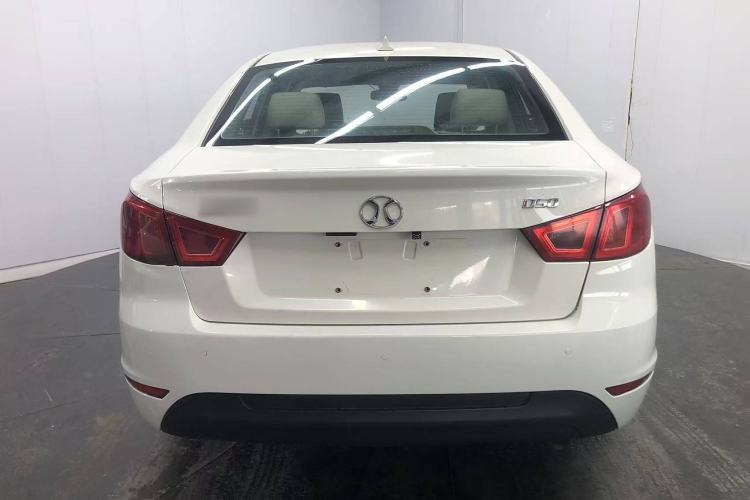 Used BAIC Senova D50 2016 1.5L Manual Elite Edition Exterior 6