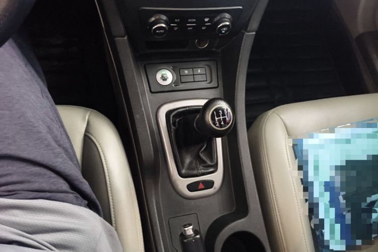 Used BAIC Senova D50 2016 1.5L Manual Elite Edition Gear Lever