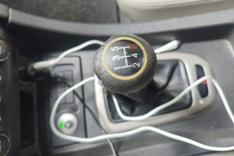Used BAIC Senova D50 2016 1.5L Manual Elite Edition Gear Lever