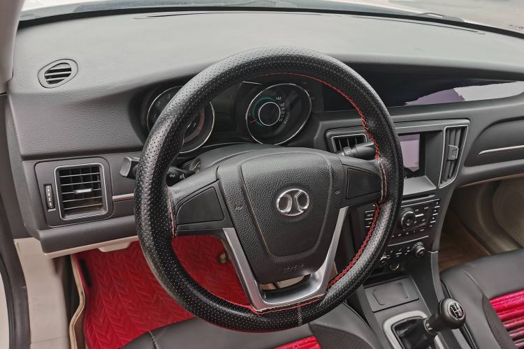 Used BAIC Senova D50 2016 1.5L Manual Standard Edition Interior 2