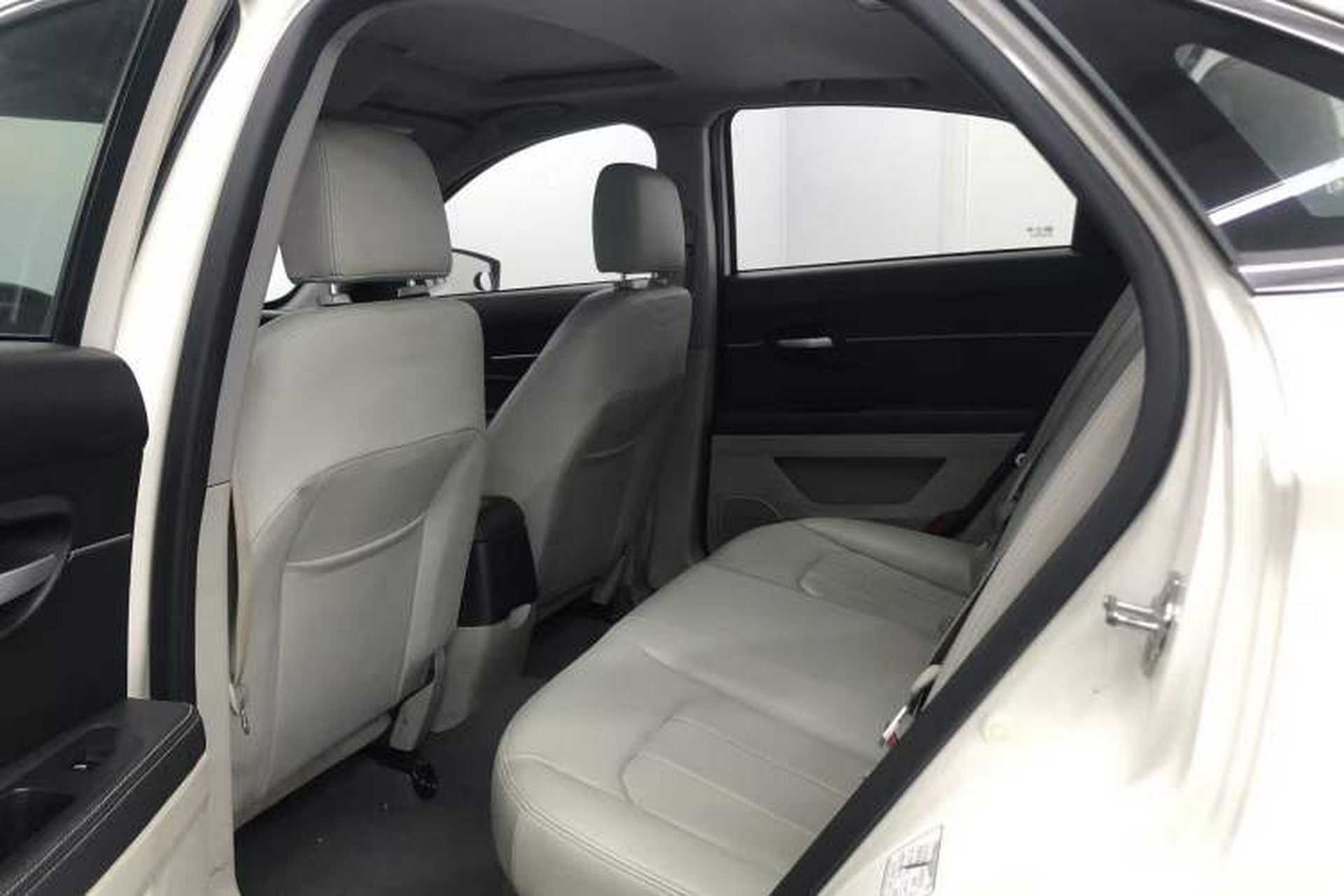 Used BAIC Senova D50 2016 1.5L Manual Elite Edition Interior 6