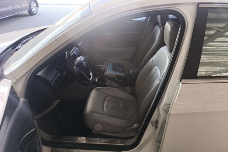 Used BAIC Senova D50 2016 1.5L Manual Elite Edition Left Front Seat